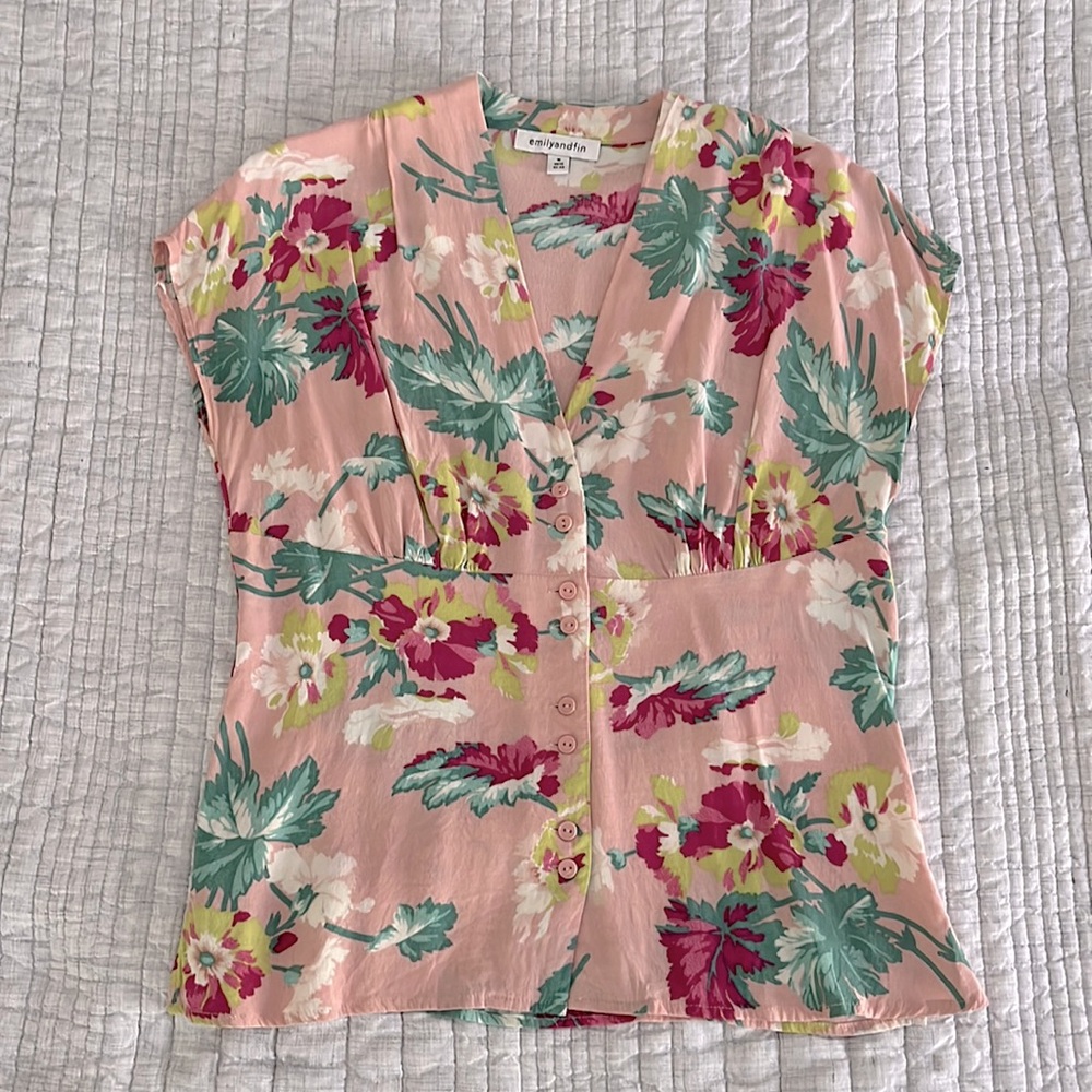 Emily and Fin Tropical Blouse Size 8
